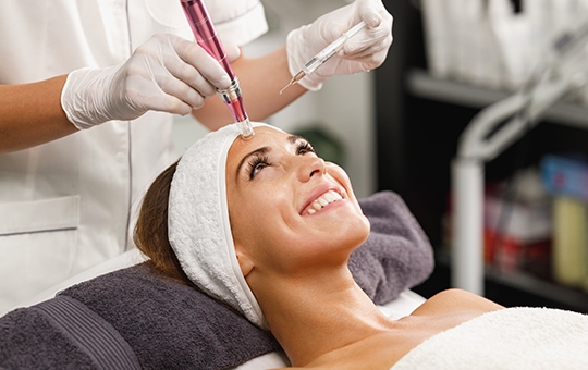 microneedling-benefits-risks-and-aftercare-tips